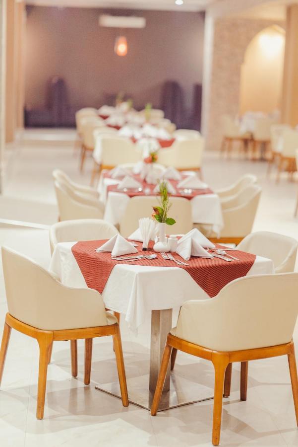 Tanga Beach Resort & Spa Zewnętrze zdjęcie