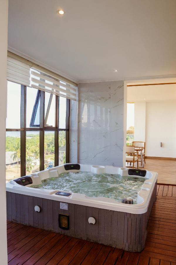 Tanga Beach Resort & Spa Zewnętrze zdjęcie